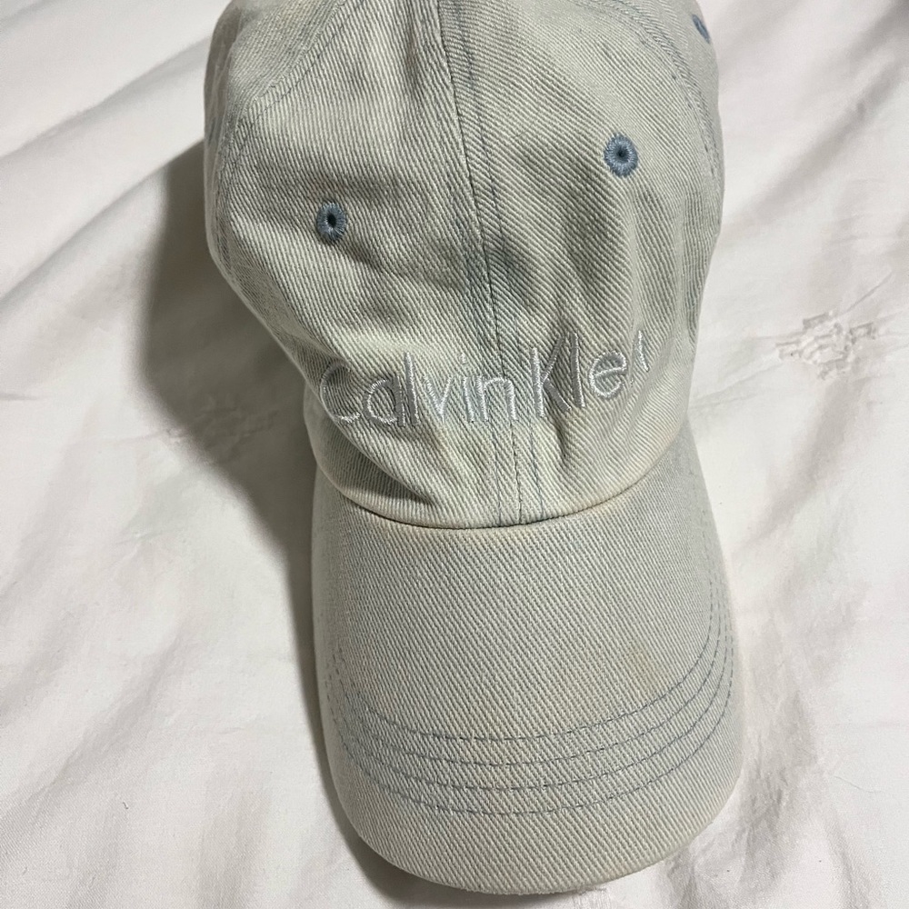 Calvin Klein hat